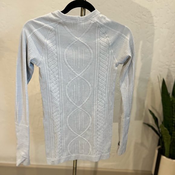 Lululemon Rest Less Long Sleeve | Size 2 | Sweater Print | Grey | GREAT Quality - Picture 1 of 6